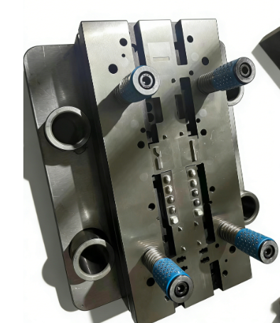 五金沖壓模具kc102